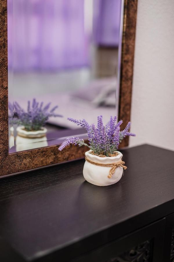 Glicinia Apartment ชิเบนิก ภายนอก รูปภาพ